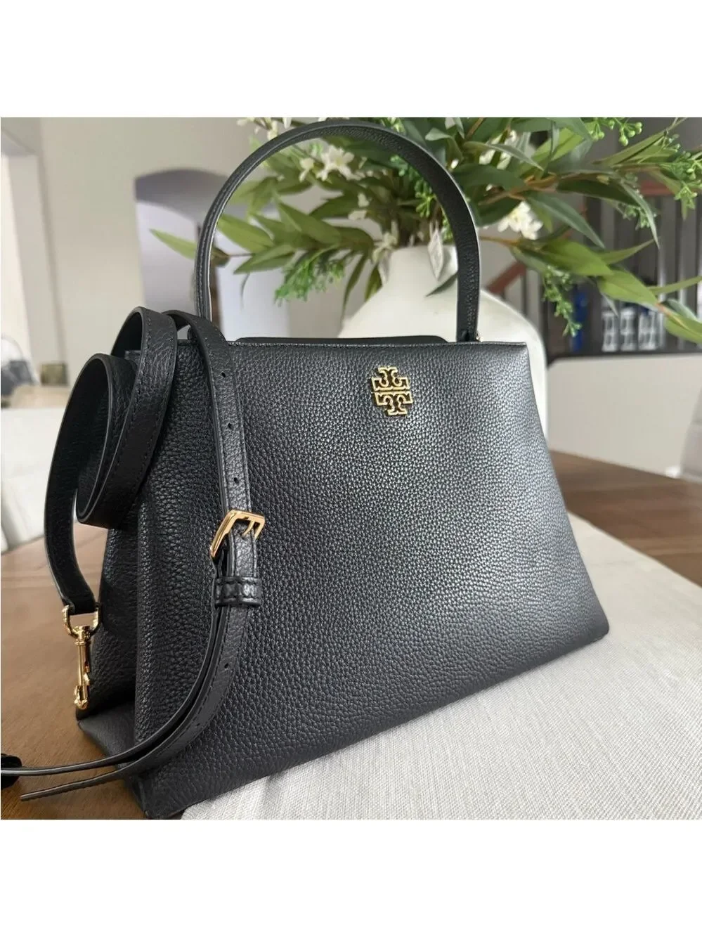 700+! New Tory Burch Britten Black Leather Satchel